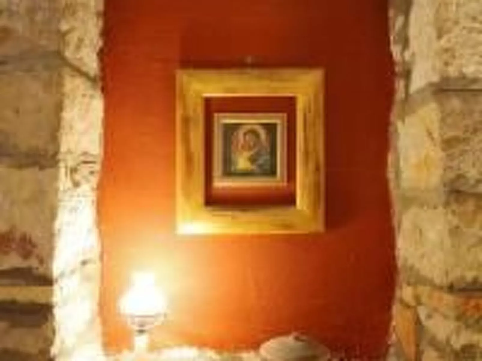 Steinhaus in Strandnähe mit Whirlpool-Image-tags.info