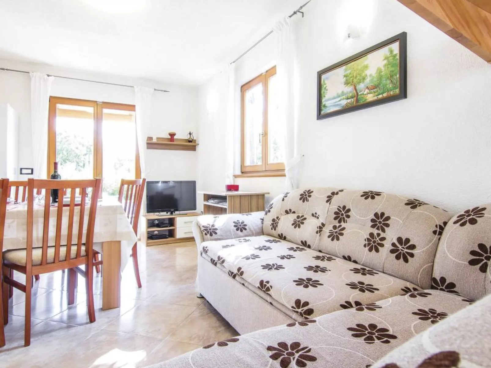 Haus Valmonida-Binnen