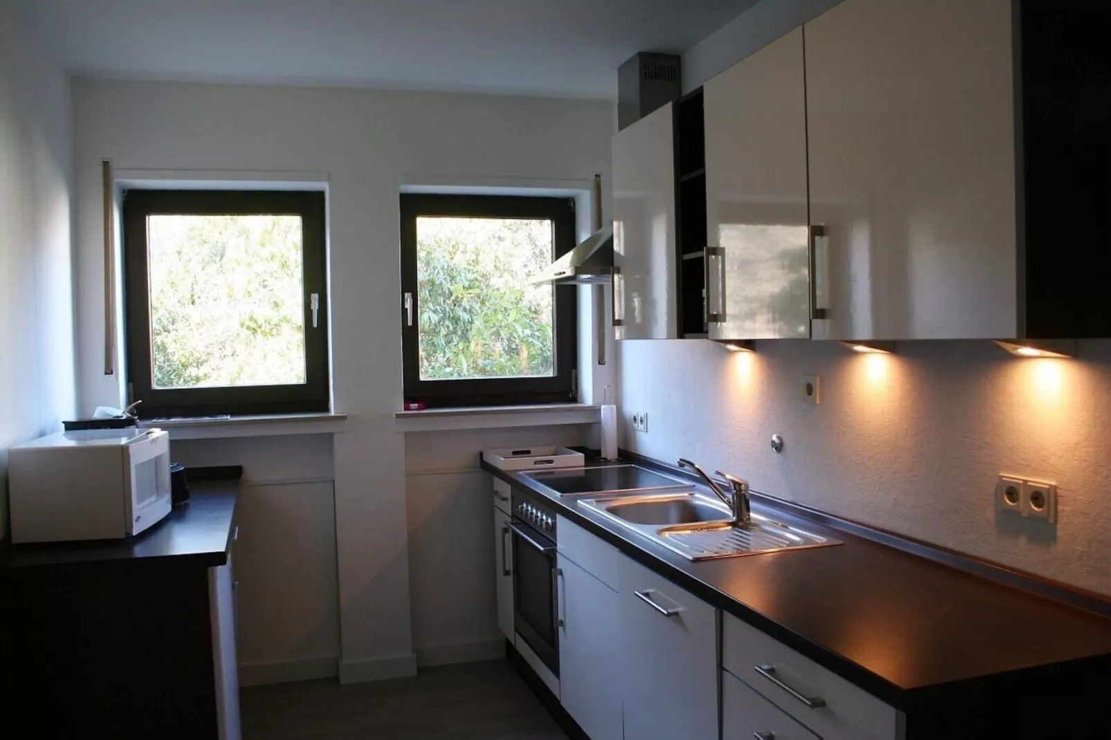 Apartment auf der Platte 1-Keuken