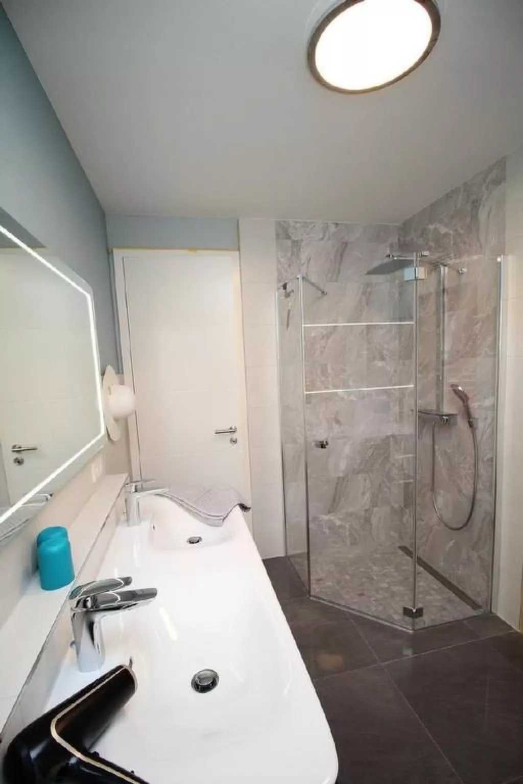 Apartement Villa Am Meer in Glowe mit Terasse EG-Binnen