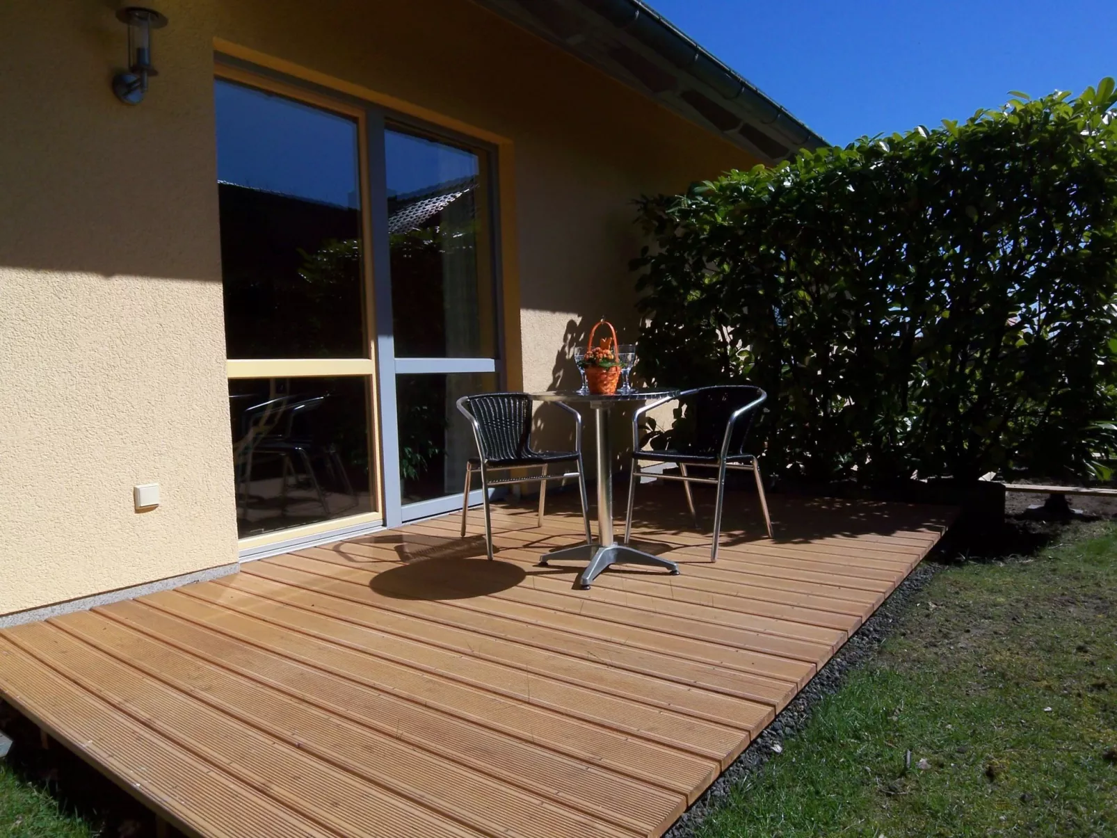 Mit Garten in ruhiger Lage-Buiten