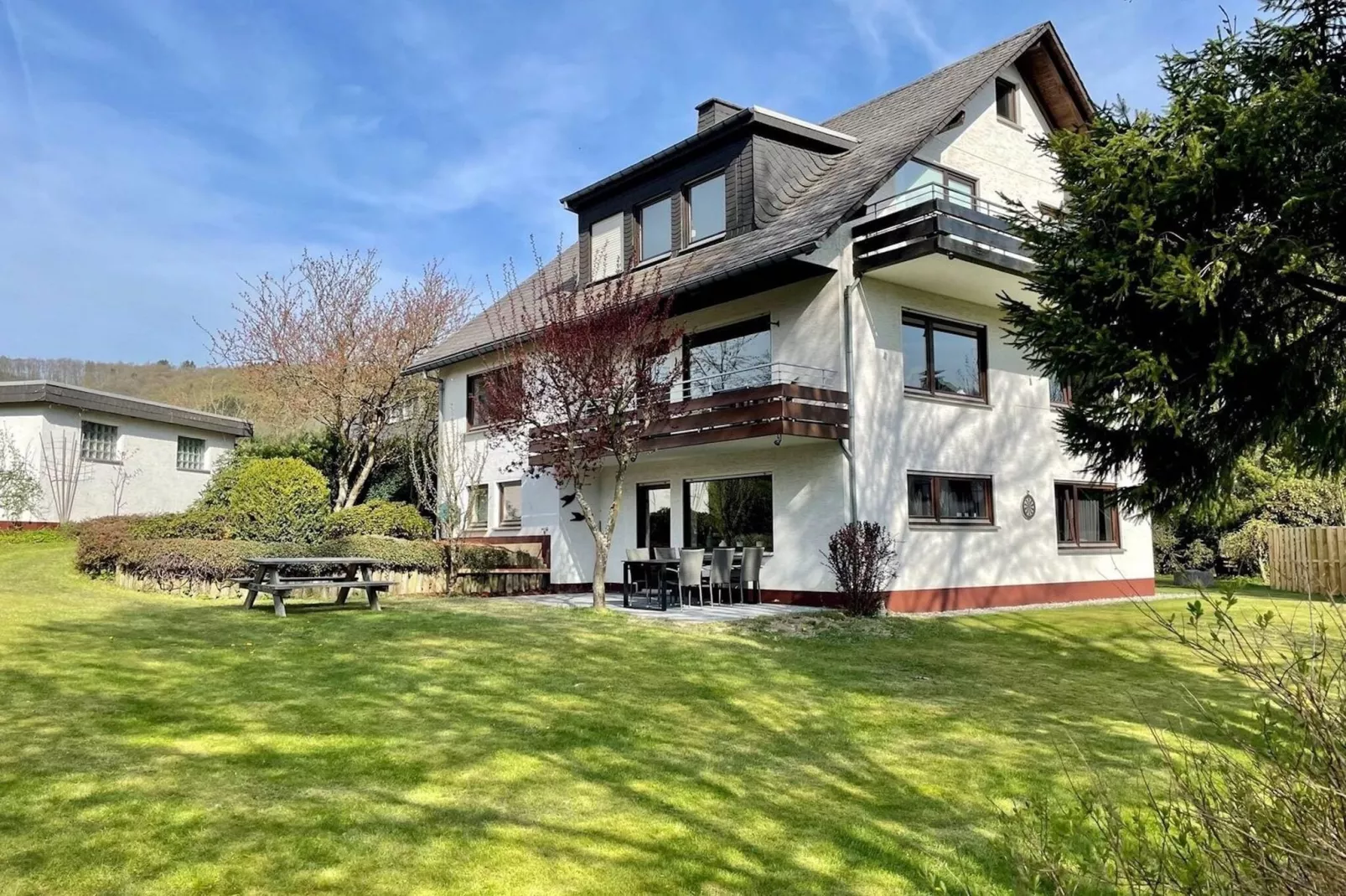 Apartment auf der Platte 2-Tuinen zomer
