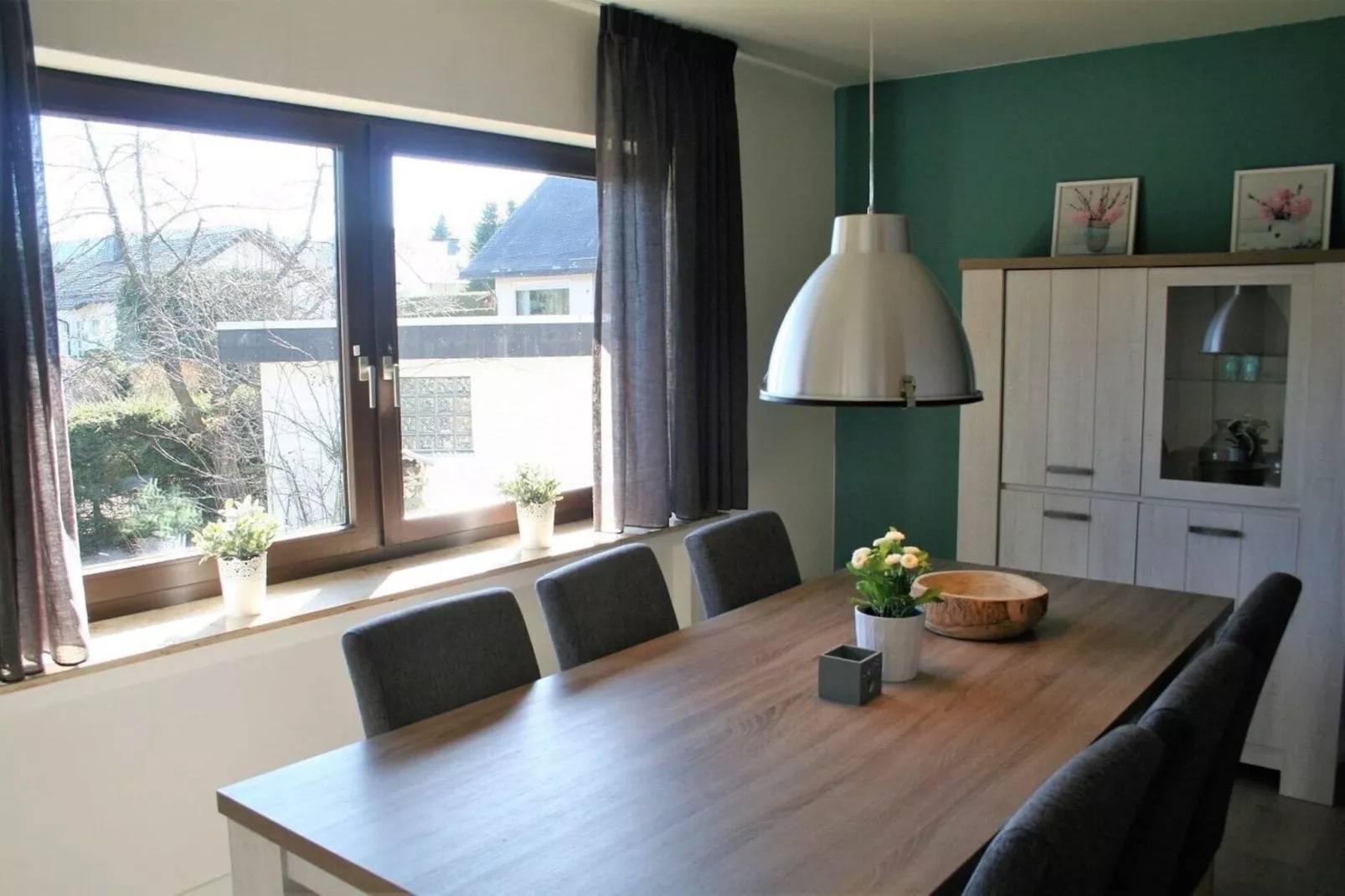 Apartment auf der Platte 2-Eetkamer