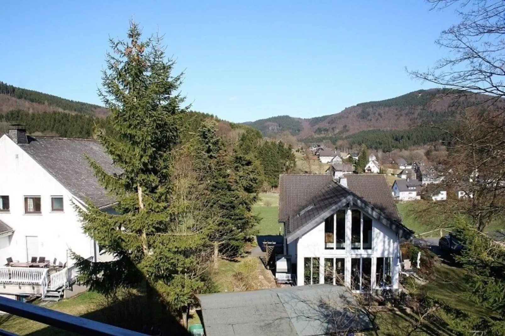 Apartment auf der Platte 2-Uitzicht zomer