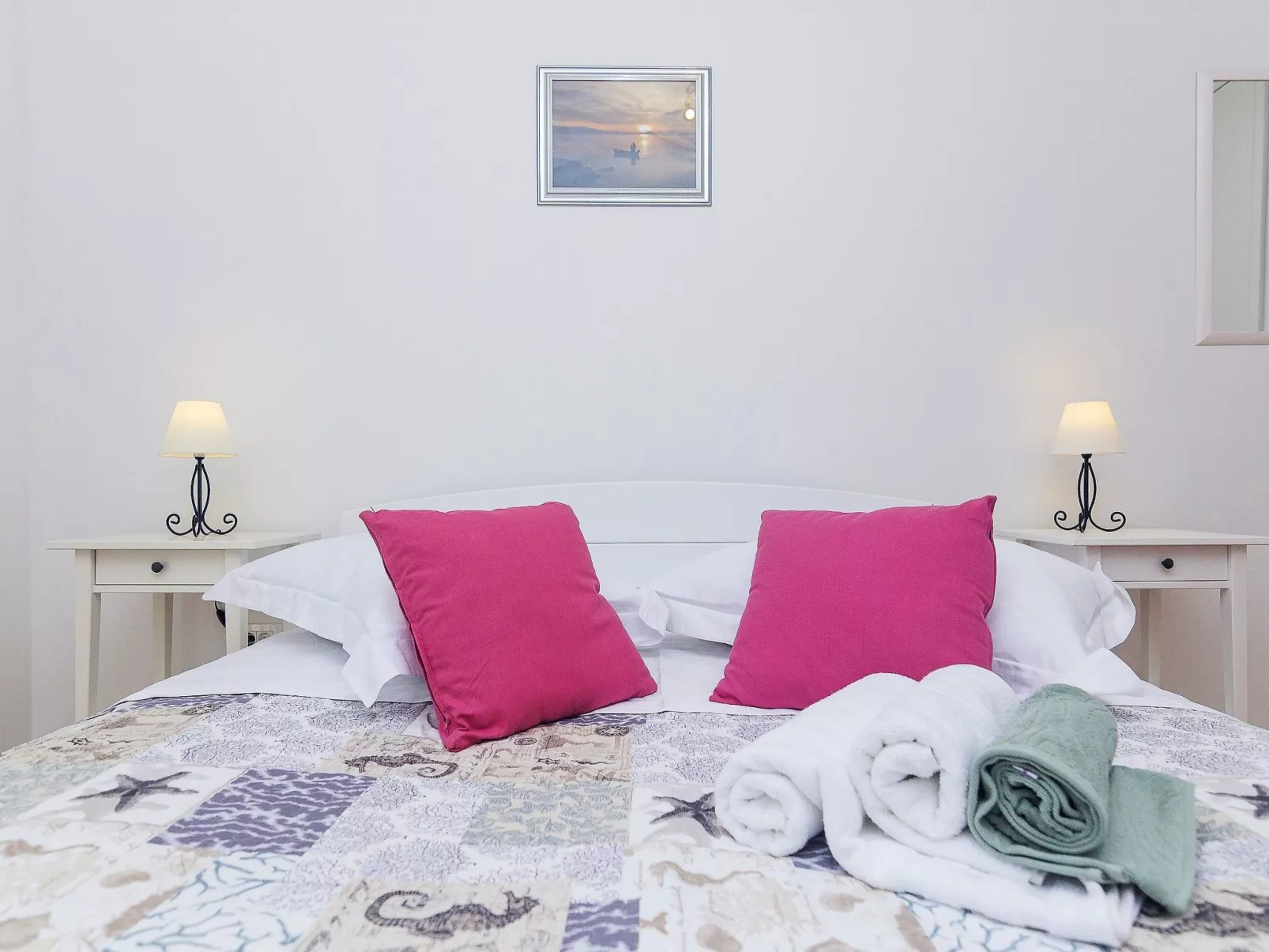 Schönes Steinhaus mit beheiztem Pool, Terrasse m-Binnen