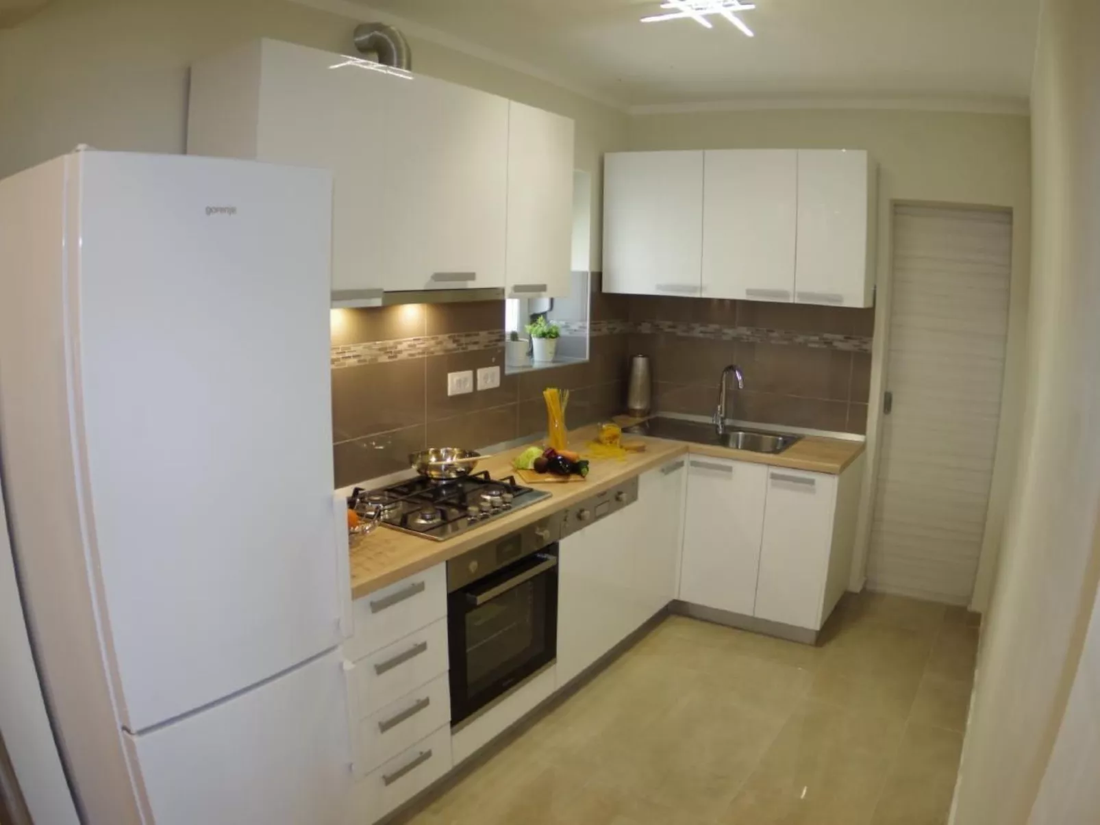 Im Dorf Kujići-Binnen