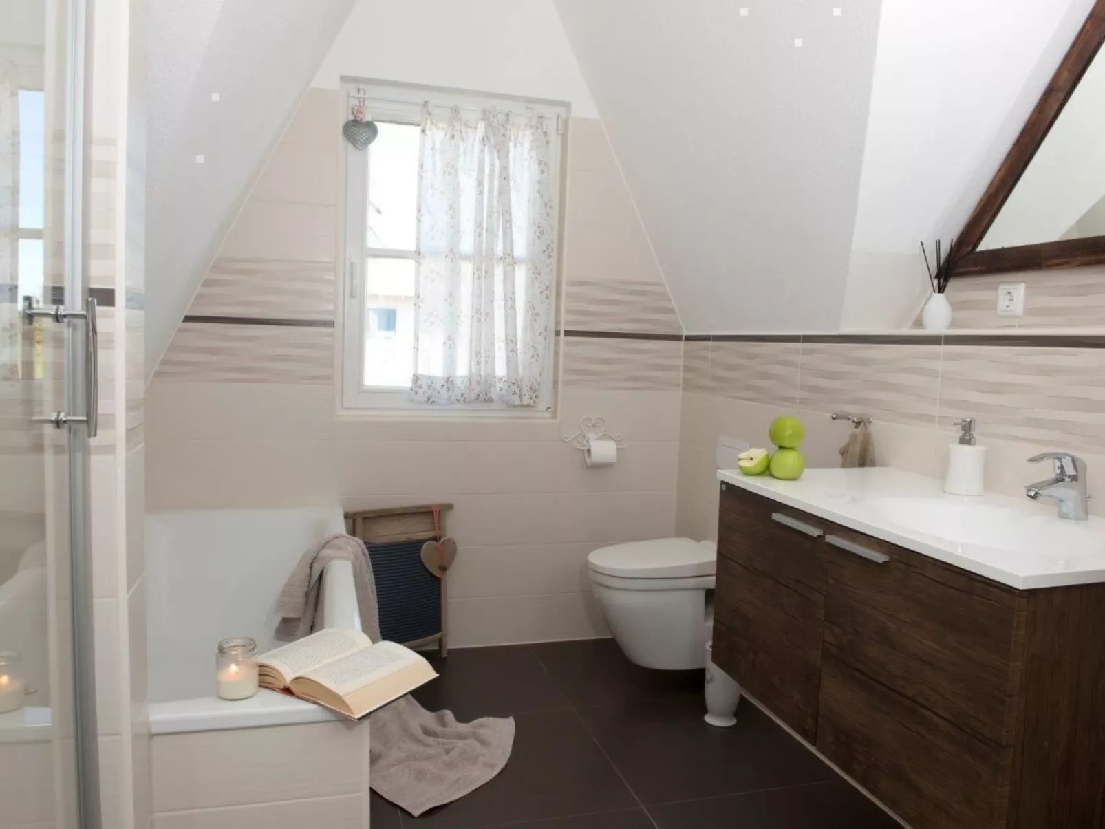 In Ummanz mit Sauna, Garten und Grill-Binnen