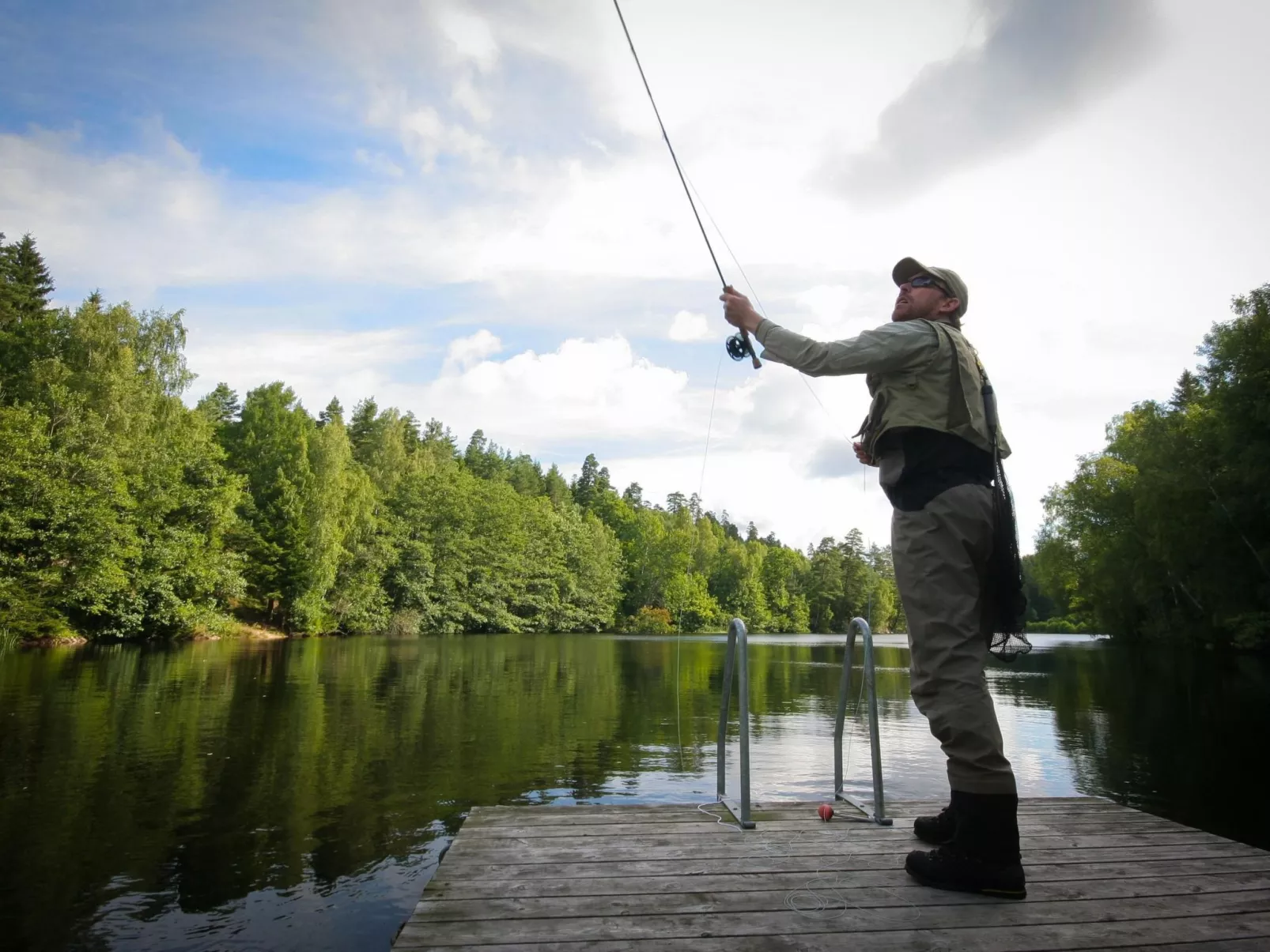 Direkt am See gelegen-Buiten