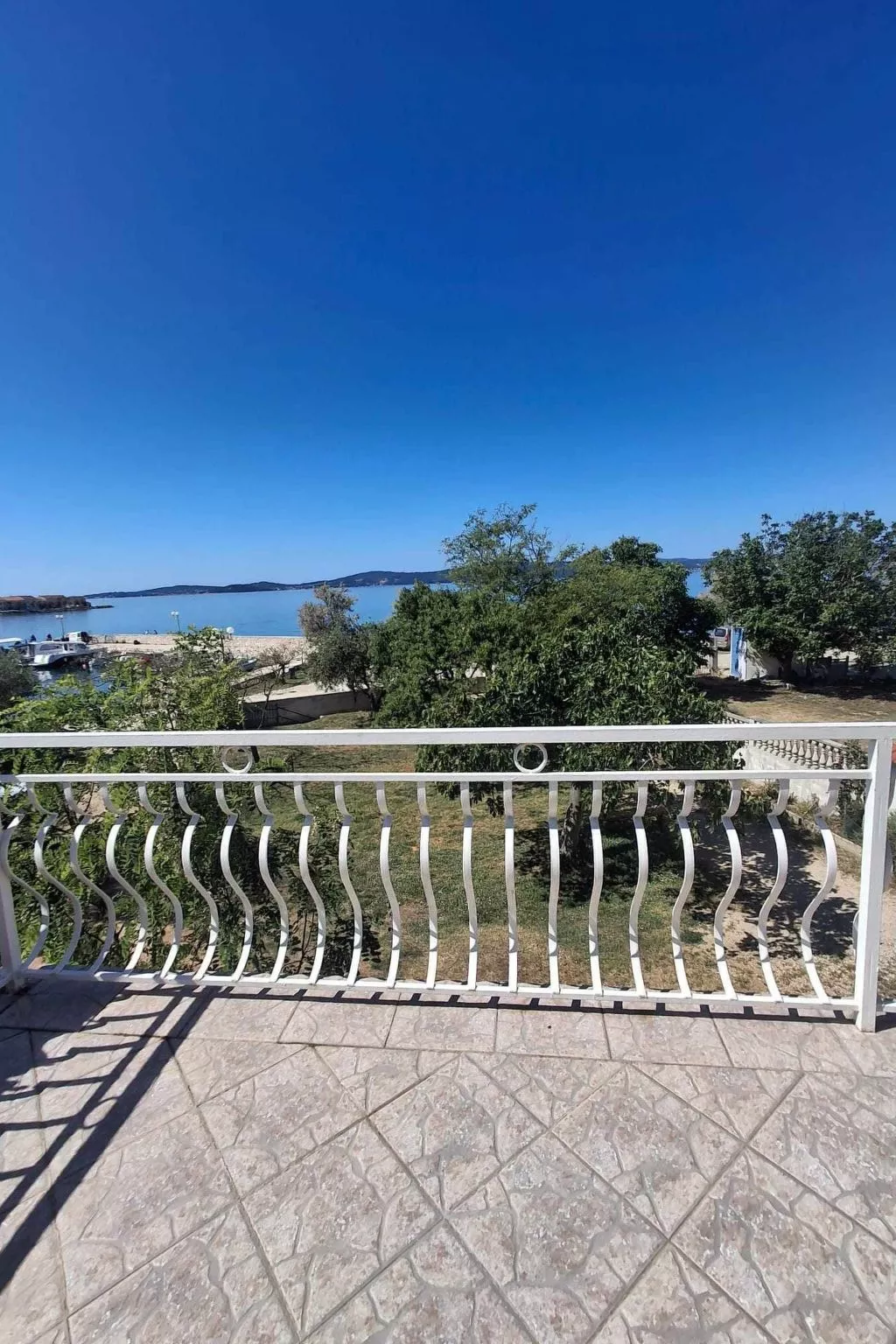 Sonnige Wohnung "Bepo" mit Blick auf das Wasser-Buiten