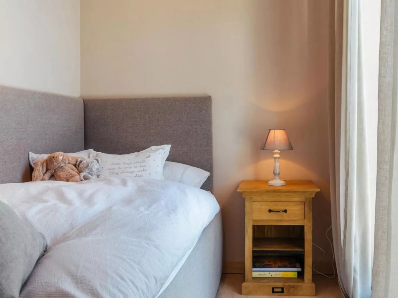 Villa Arabela mit 4 Schlafzimmern, in der Nähe von Porec-Binnen