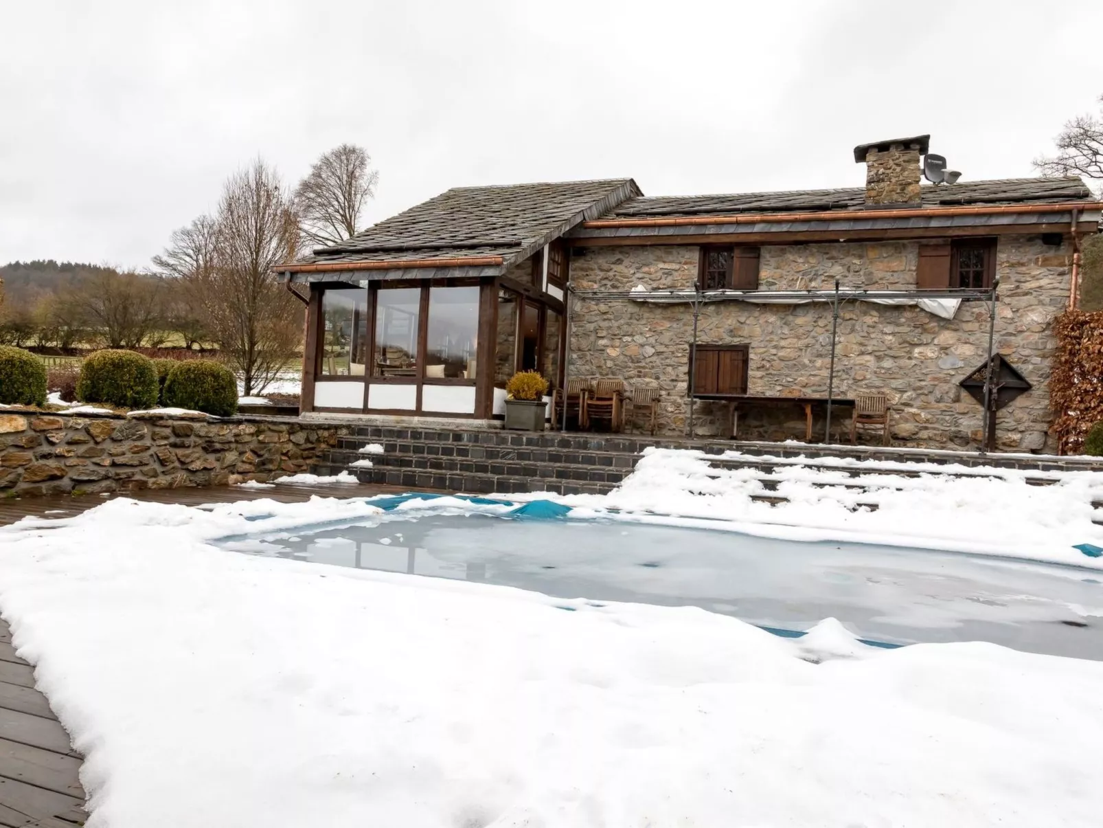 Villa "Spineux" Schwimmbäder/Whirlpool/Sauna 11pers-Buiten