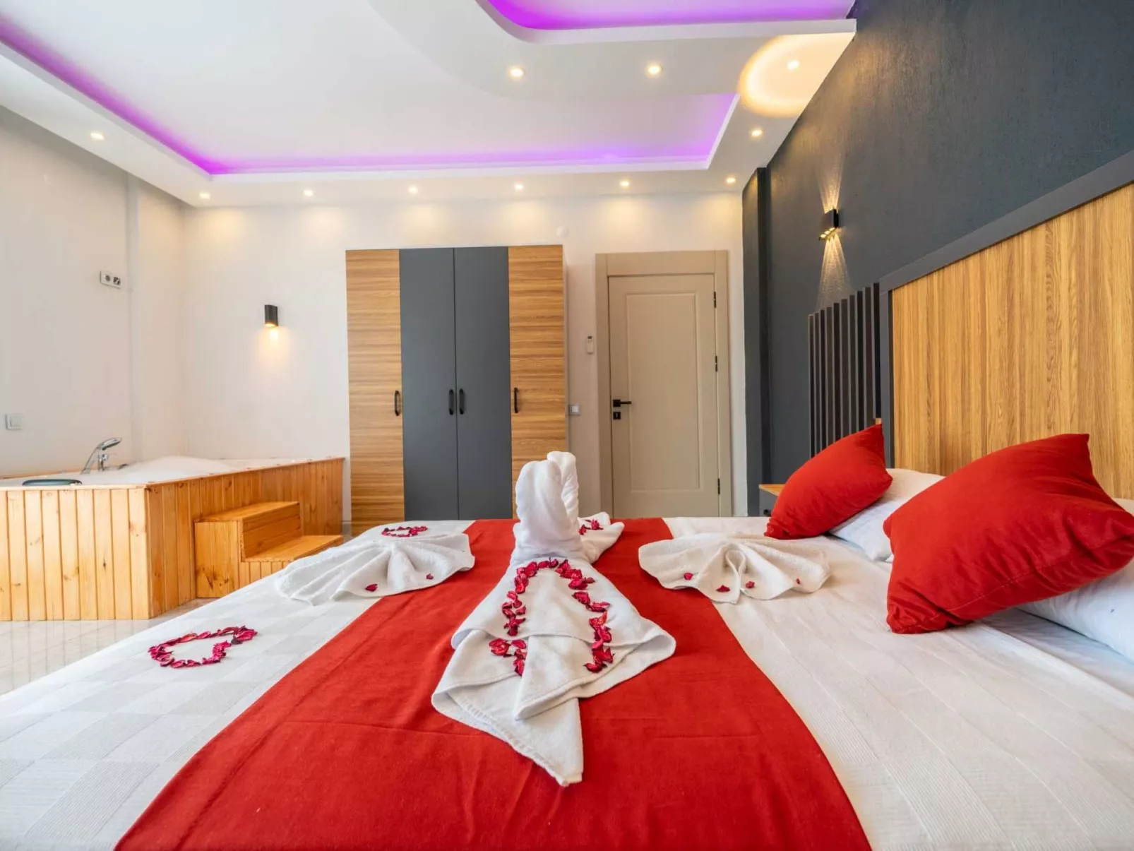 Romantische Luxusvilla in Kalkan Islamlar-Binnen