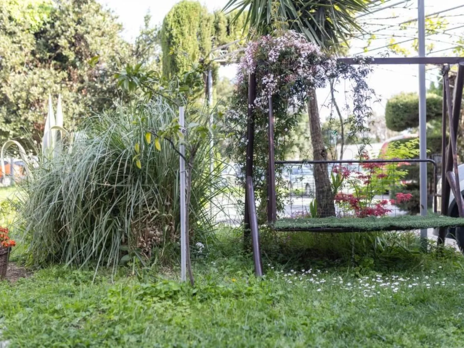 "Florami" mit Dachterrasse-Buiten