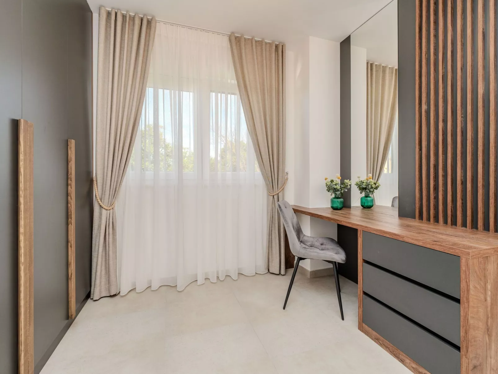 Neue Luxusvilla mit Pool - Agentur TA Leut-Binnen