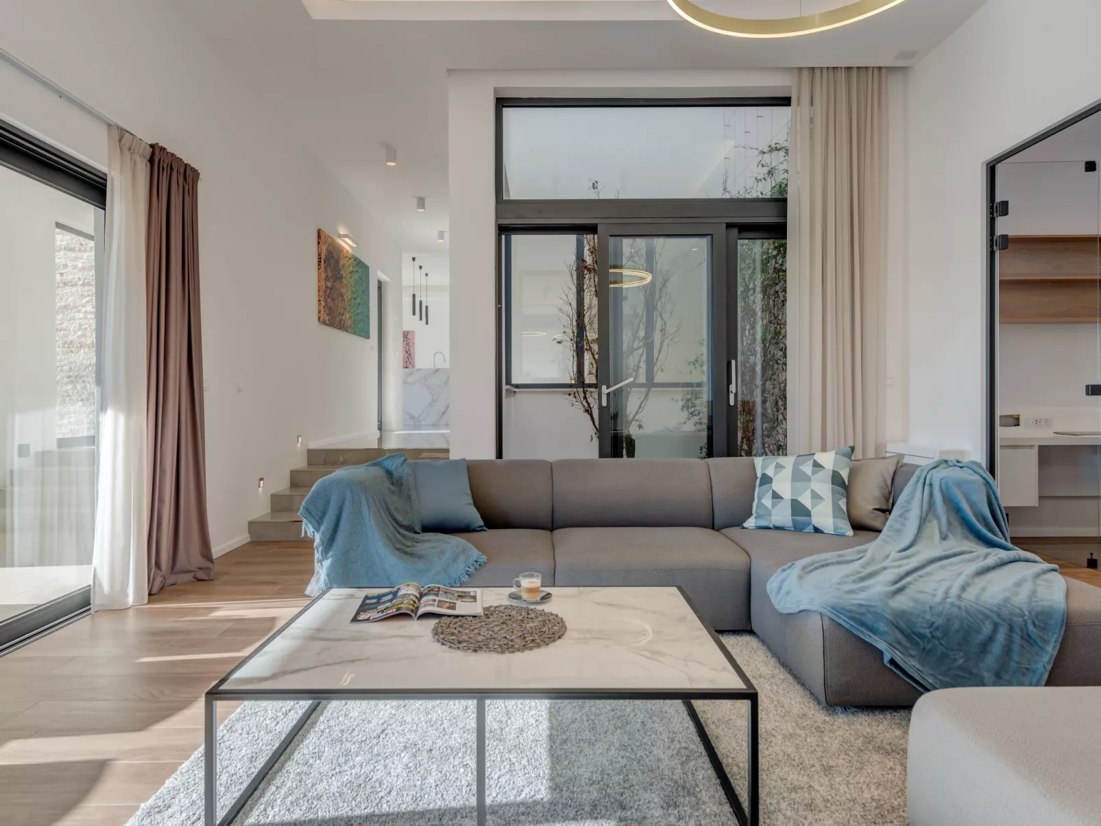 Charmantes Haus in Sevid mit privatem Parkplatz-Binnen