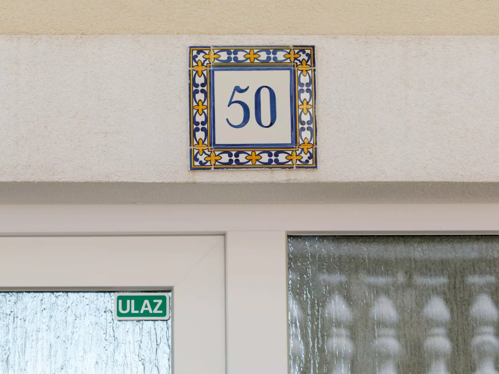 "Villa Anadea" mit Whirlpool-Buiten