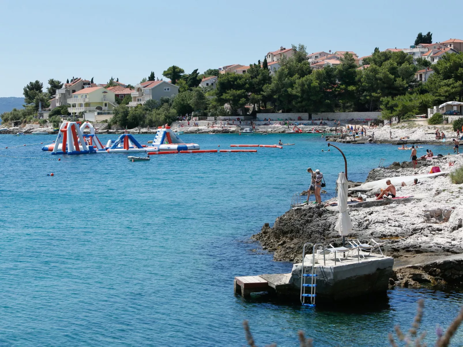 "Maya 1" mit Blick auf das Wasser-Buiten