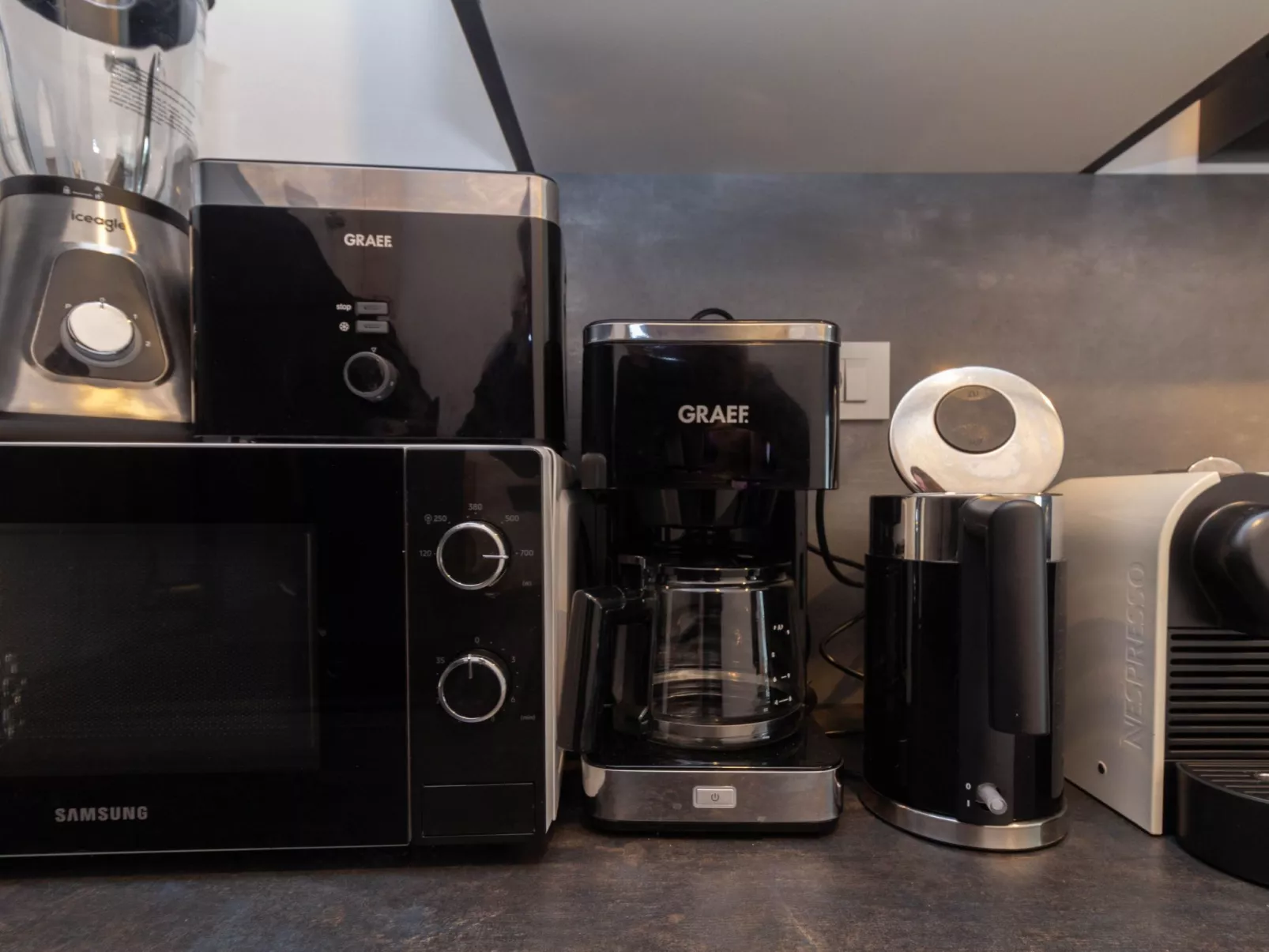 Wohnung mit Pool in Strandnähe -TA Leut Agency-Binnen