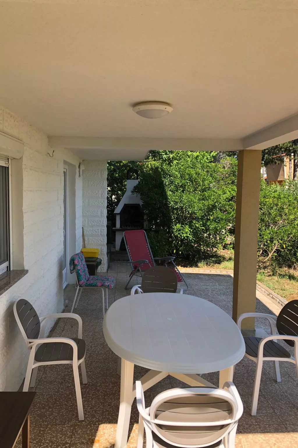 Mit grünem Garten und Meerblick - Buiten