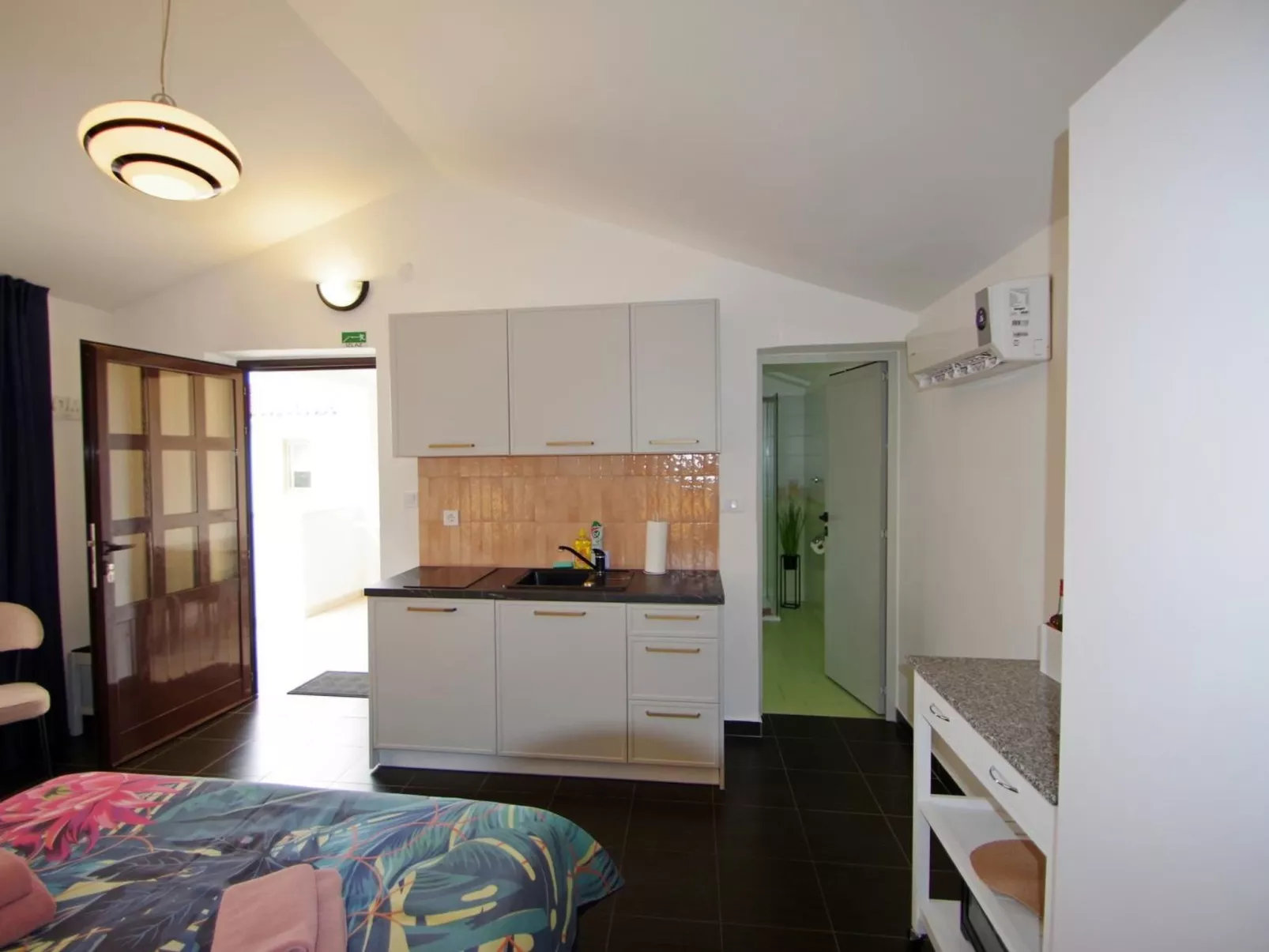 Studio-Wohnung Zara-Binnen