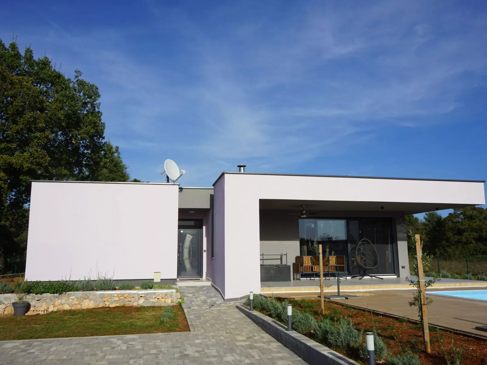 Lavender Villa-Buiten