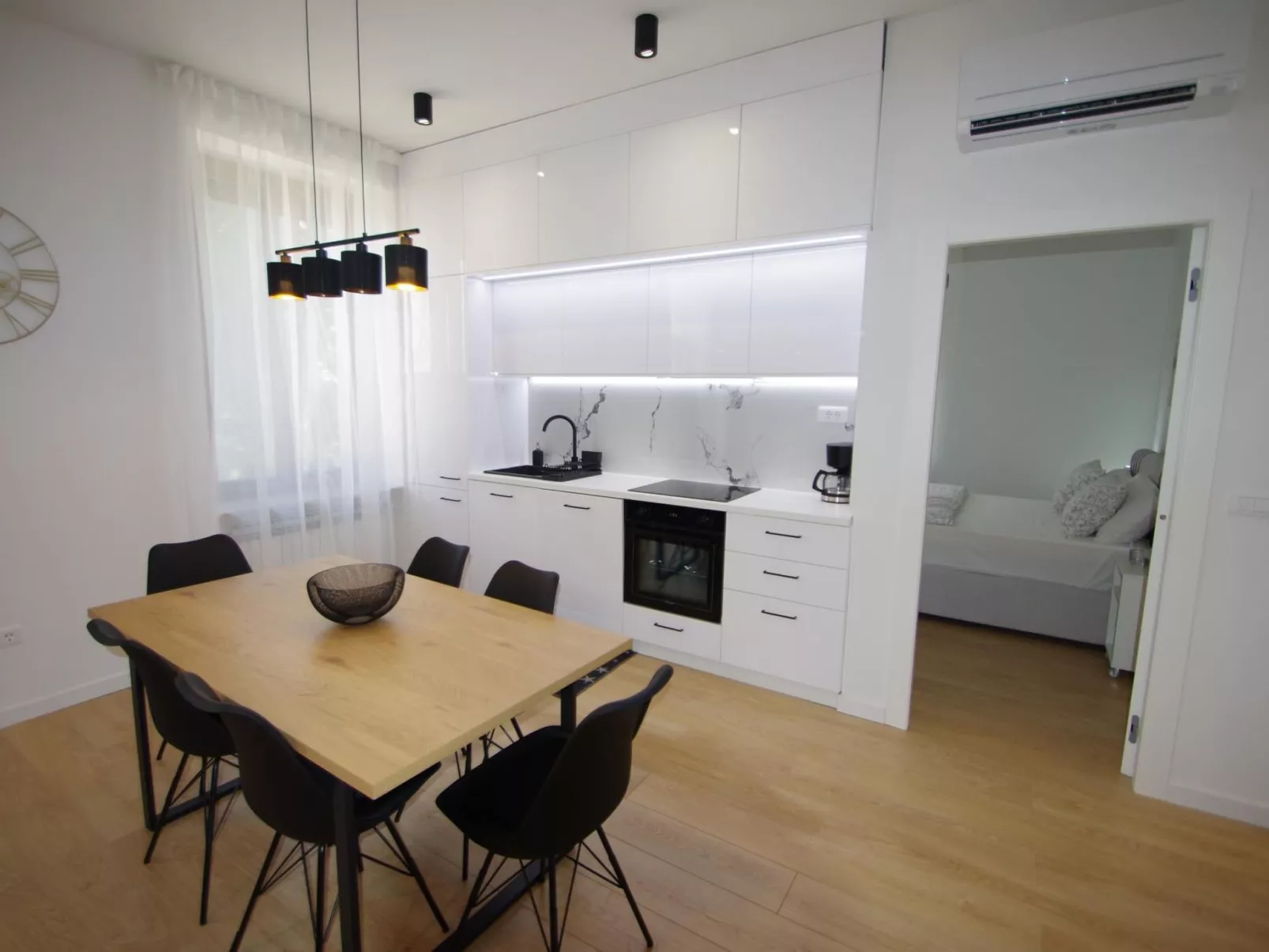 Moderne 2-Schlafzimmer-Wohnung in Pula-Binnen