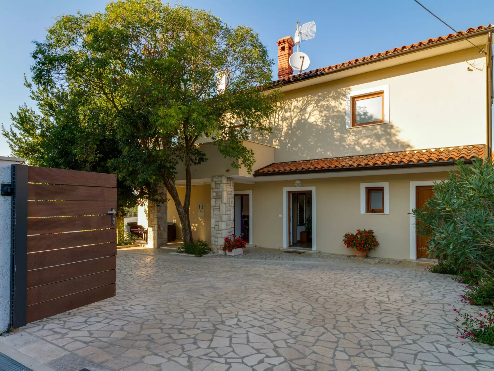 "Villa Agneza"-Buiten