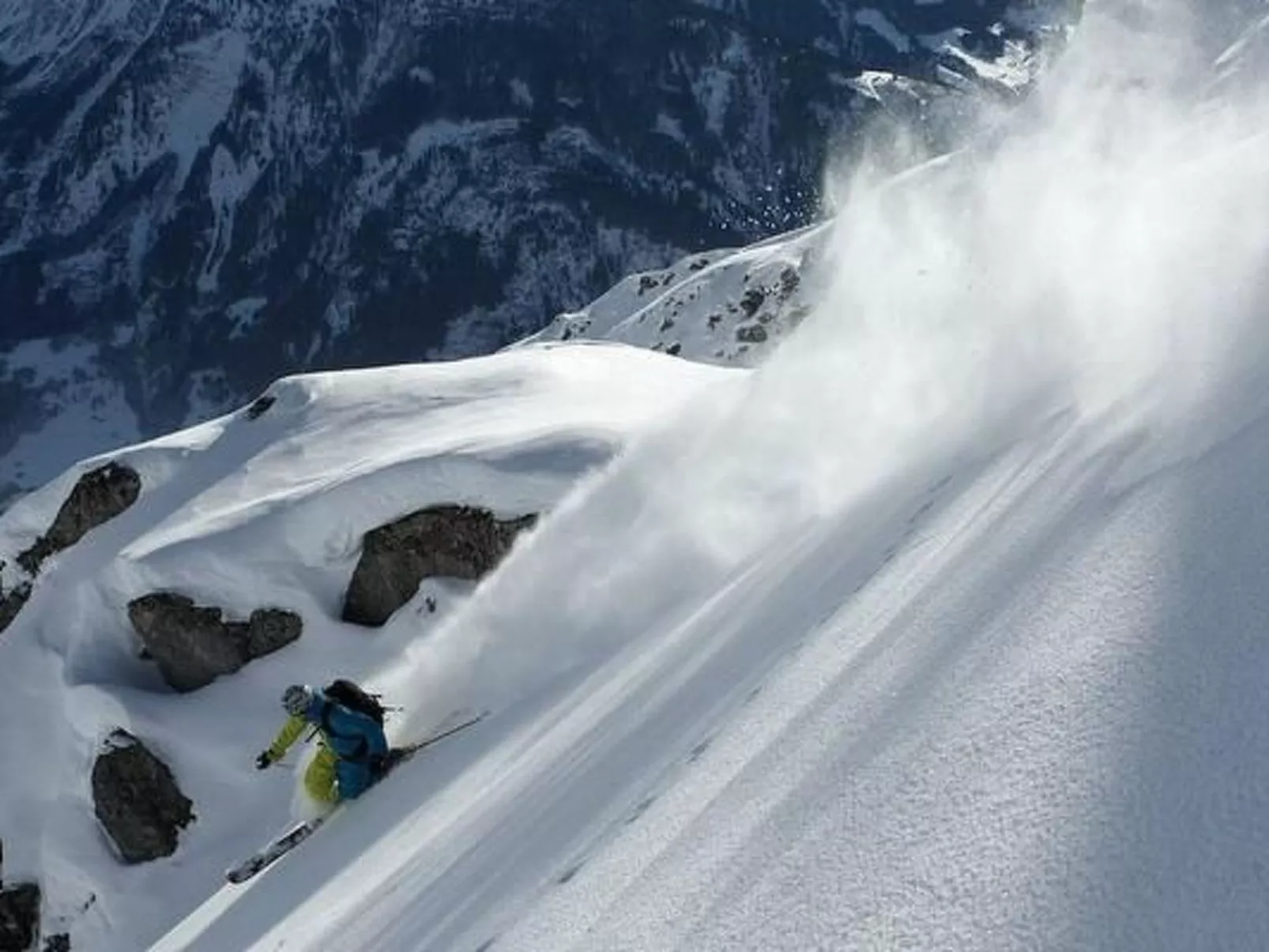 Fewo mit Blick auf die Berge-Buiten