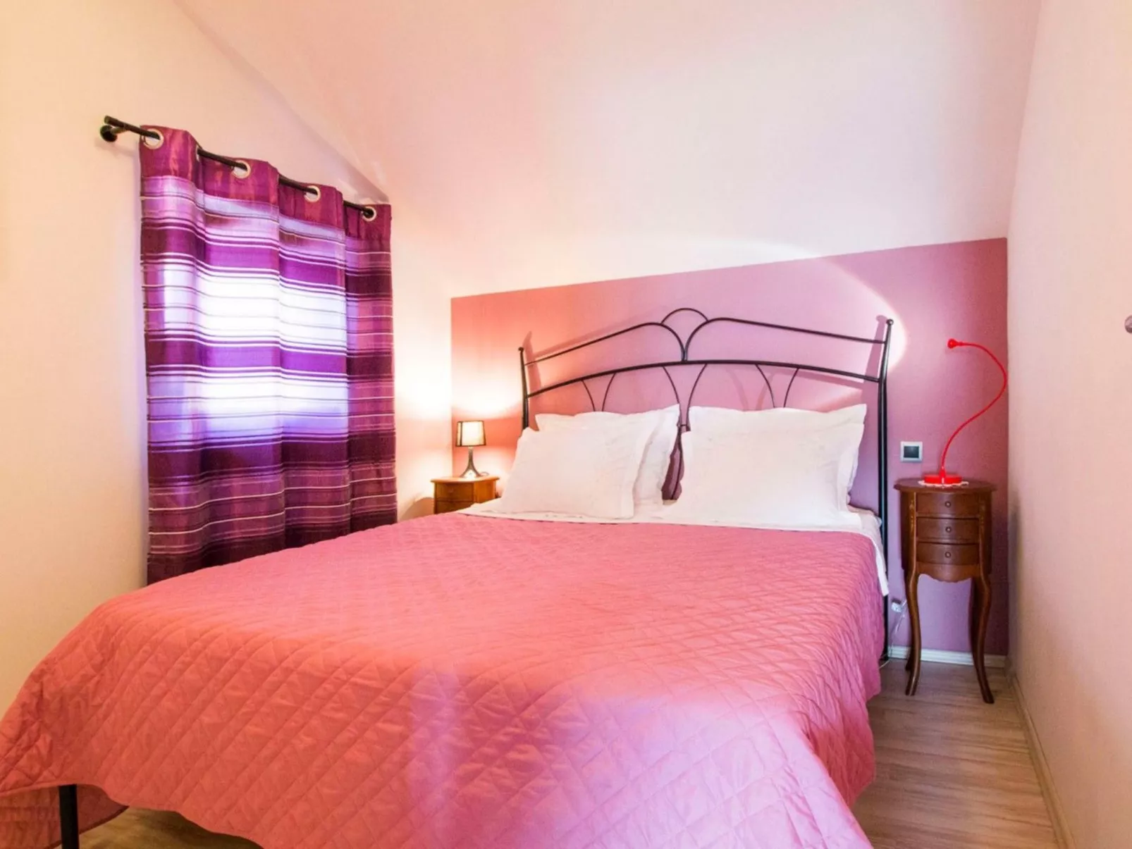 Villa Nia für 12 Personen mit privatem beheiztem Pool-Binnen