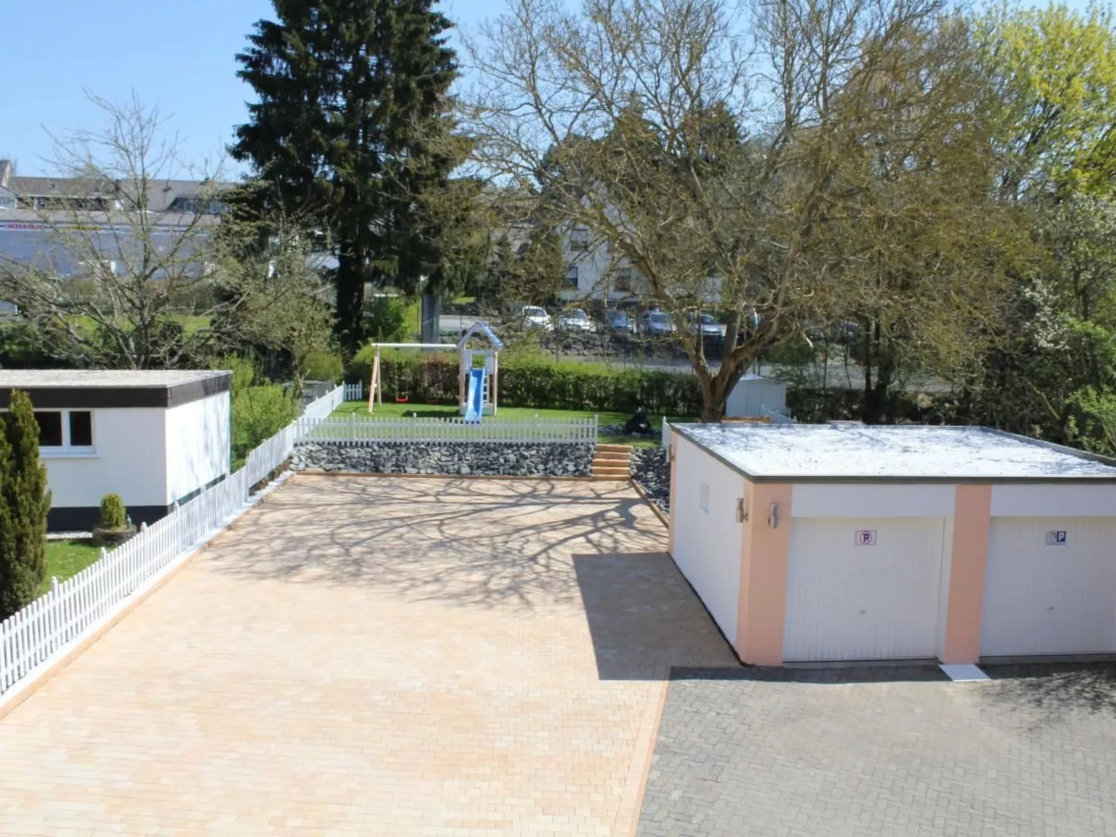 Modernes Ferienhaus in Daun-Buiten