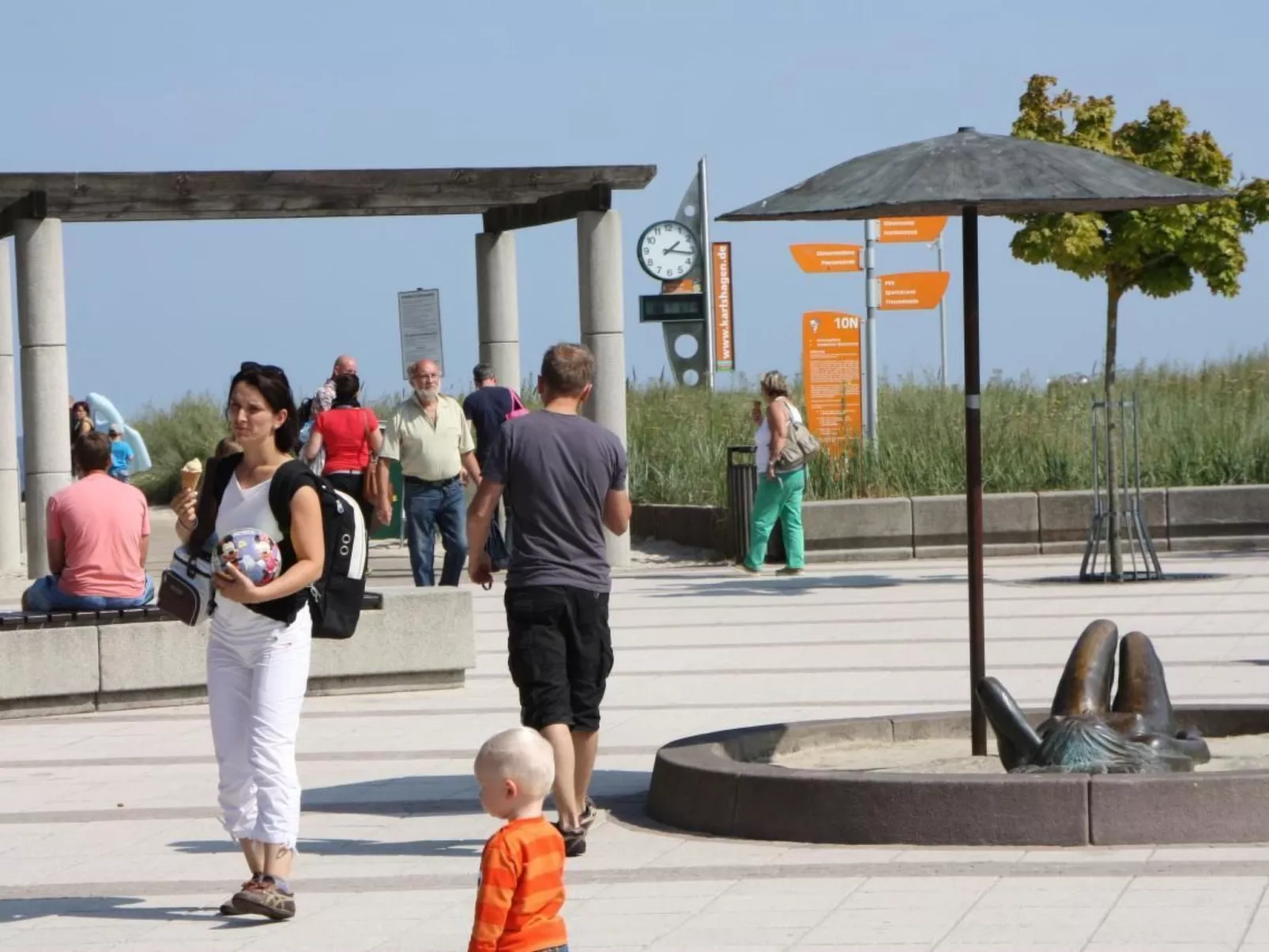 "Haus zum Kapitän"-Buiten