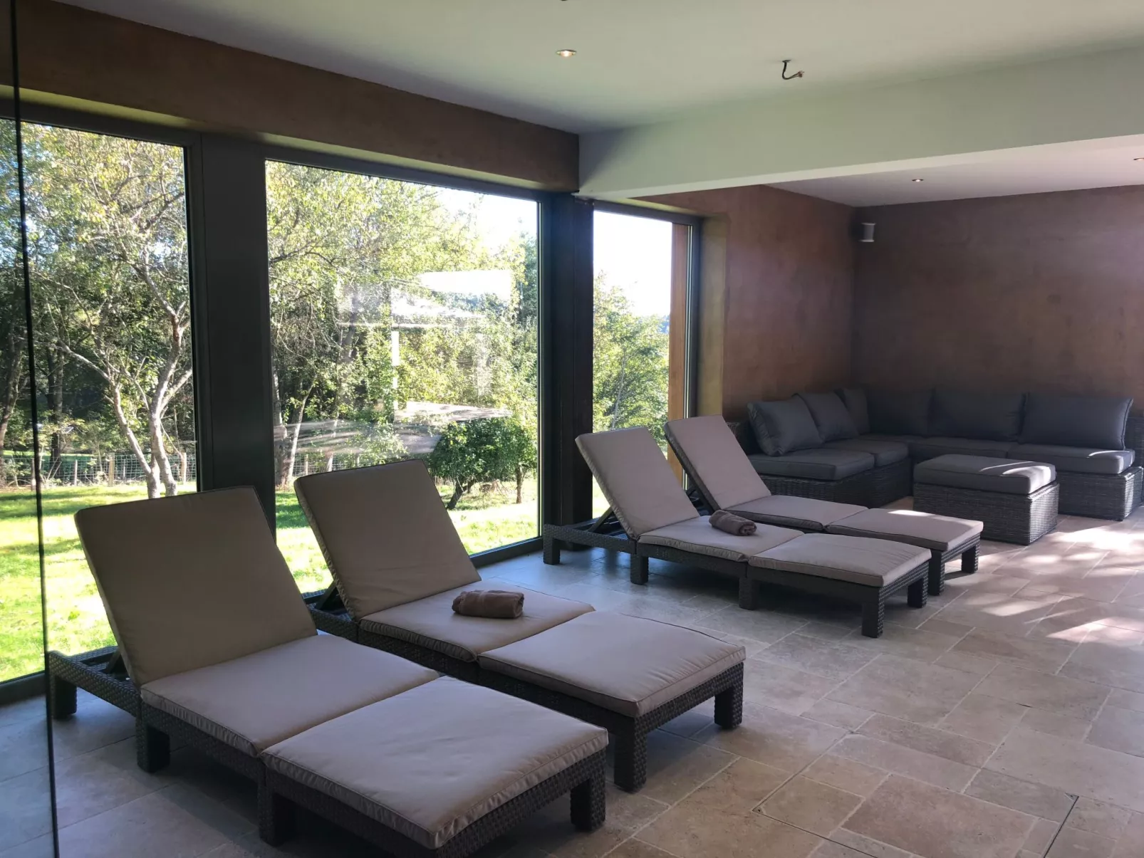 Villa "Belle Rose" Wellness 10 pers-Binnen