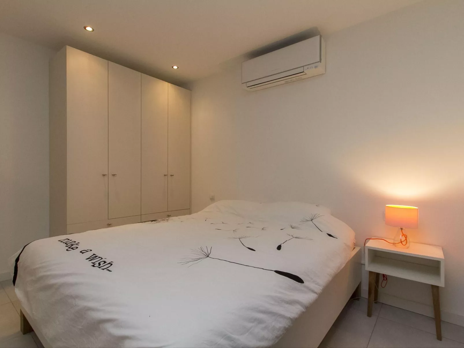 Villa mit Pool-Binnen