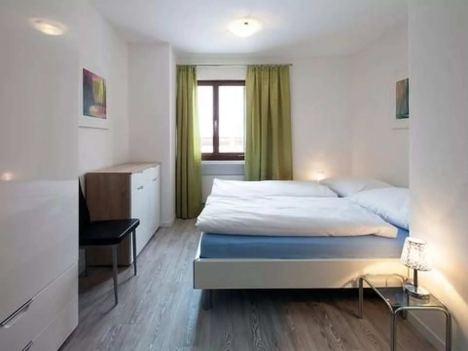 Chasa Diala für 12 P-Image-tags.info