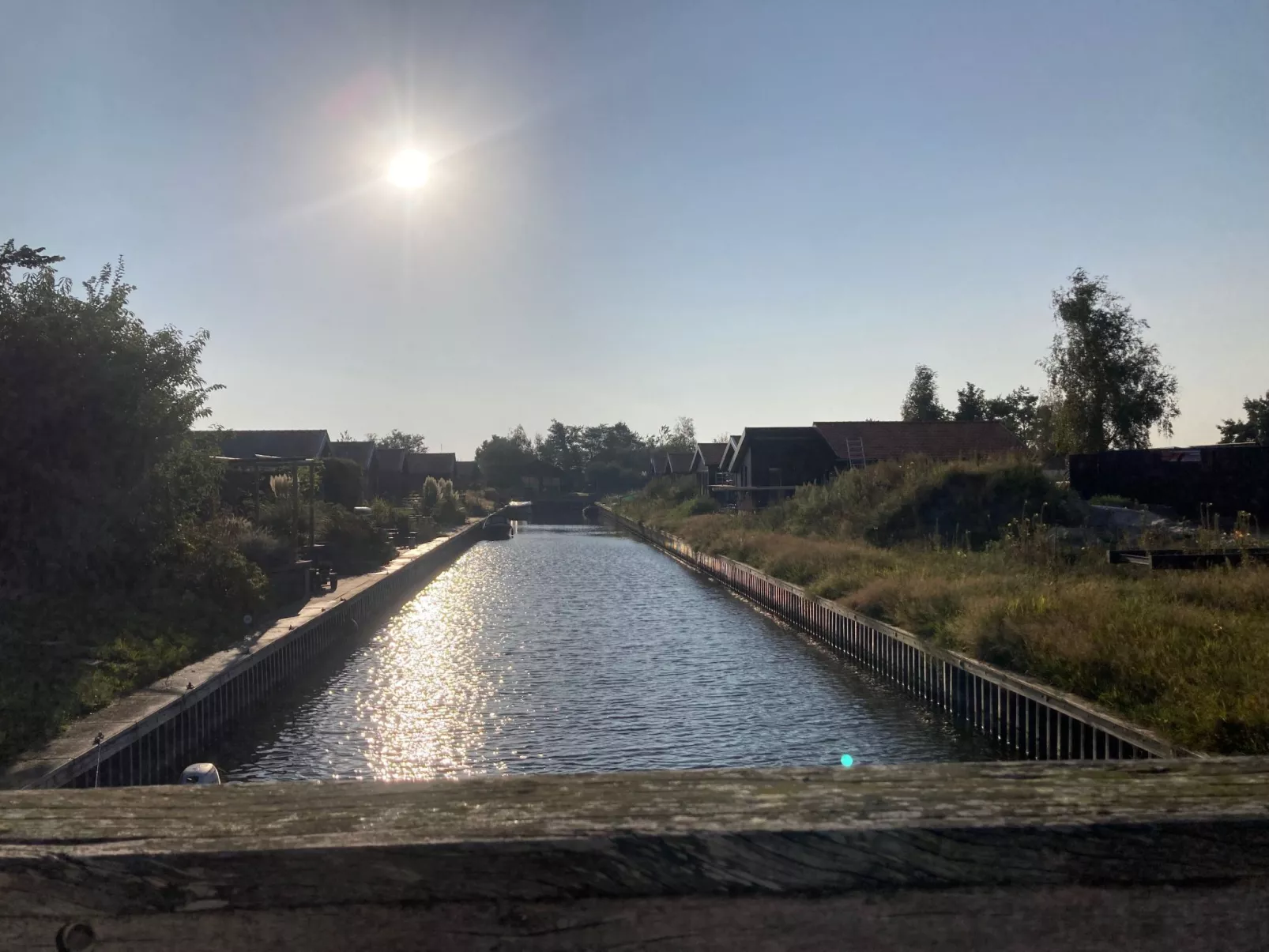 Chalet Ufergrundstück mit eigenem Angelplatz-Buiten