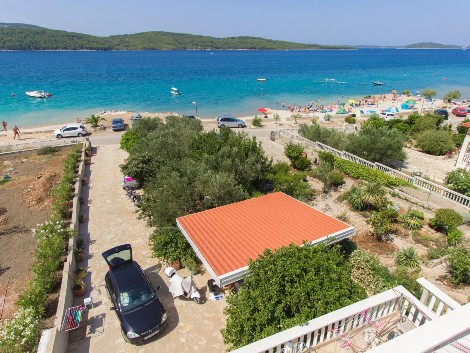 "Appartement Nr. 5".-Buiten