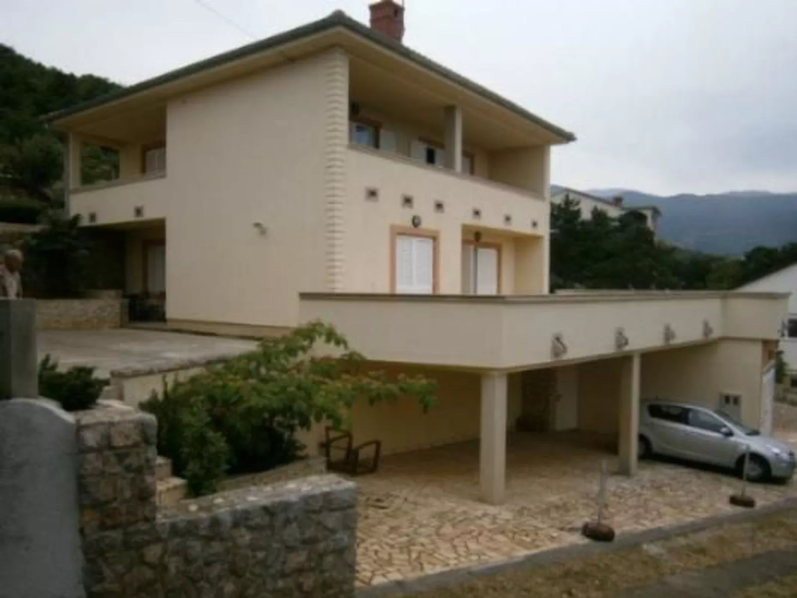 Apartment Enna unweit vom Meer-Image-tags.info