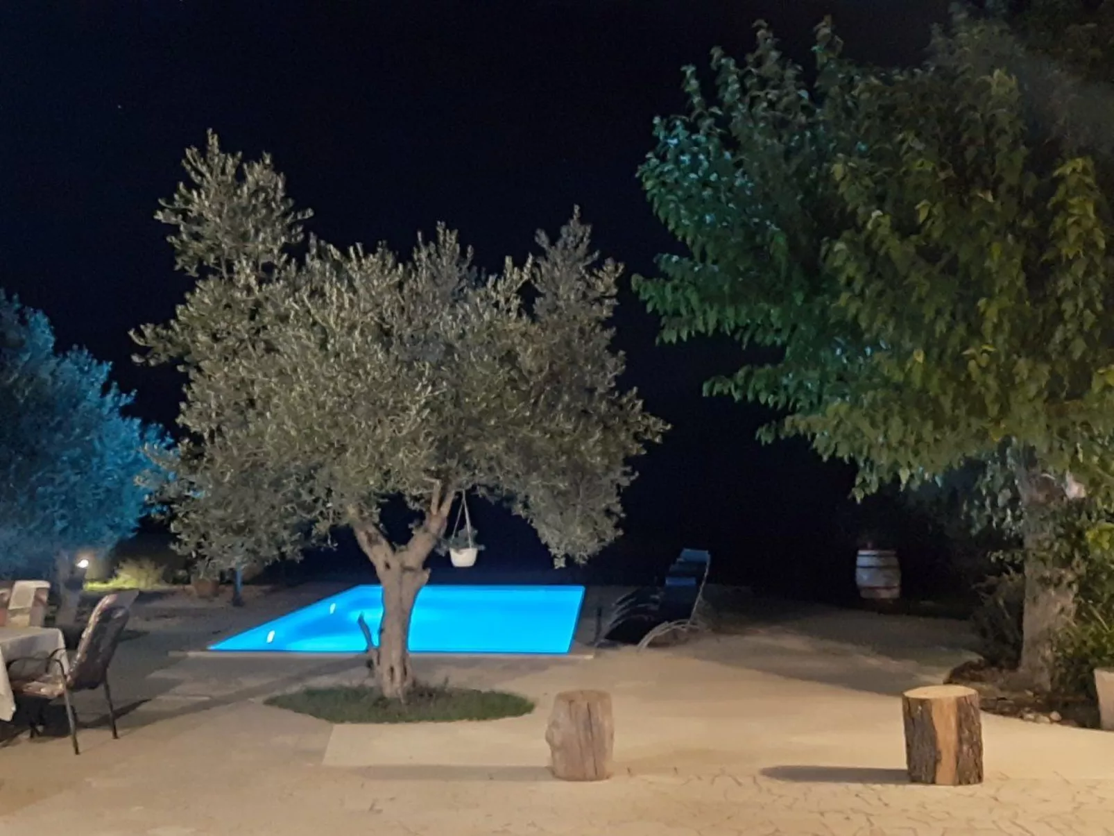 AQUA mit Pool-Buiten