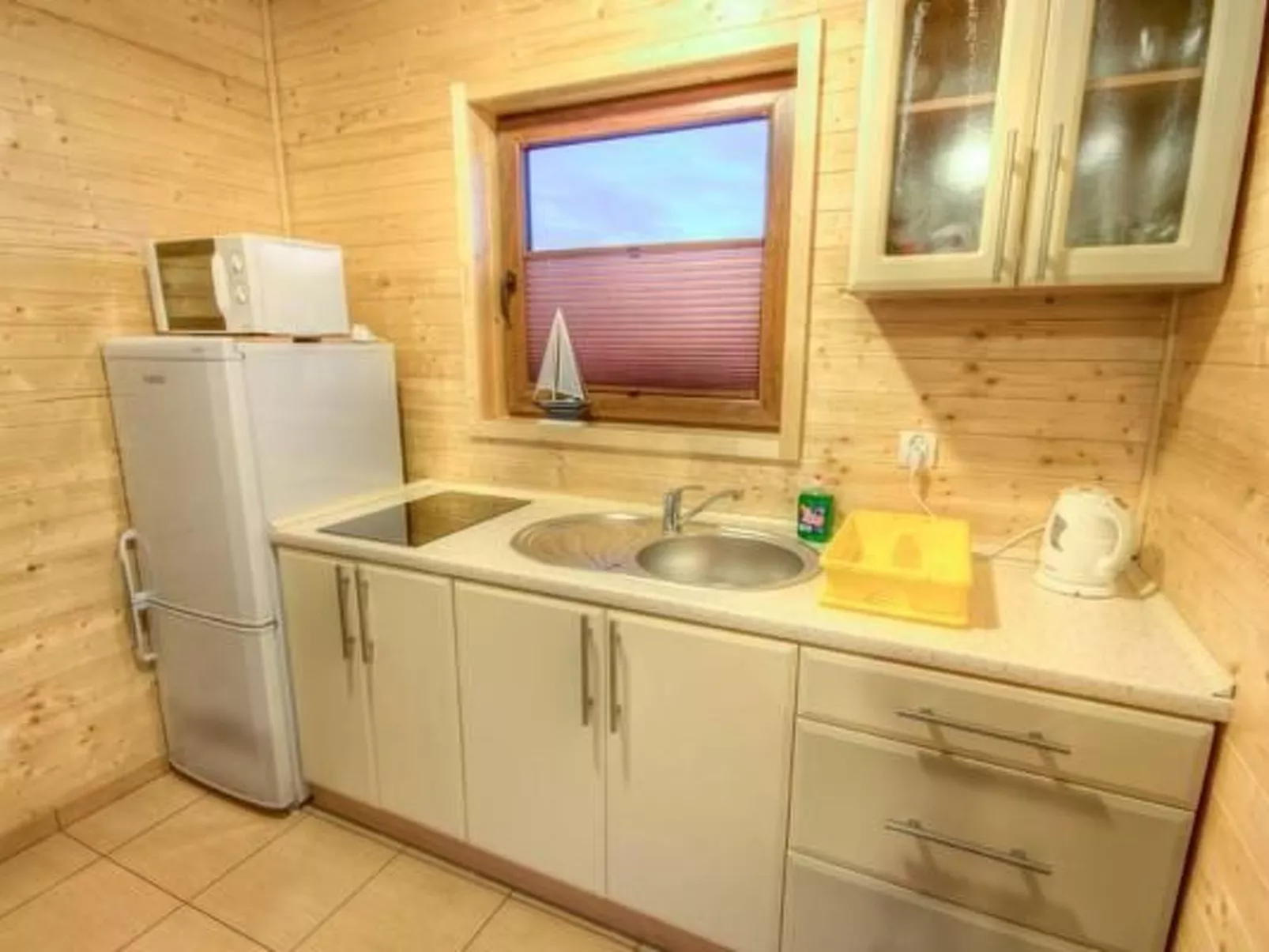 "Cottage6" in einem eingezäunten Gebiet-Binnen