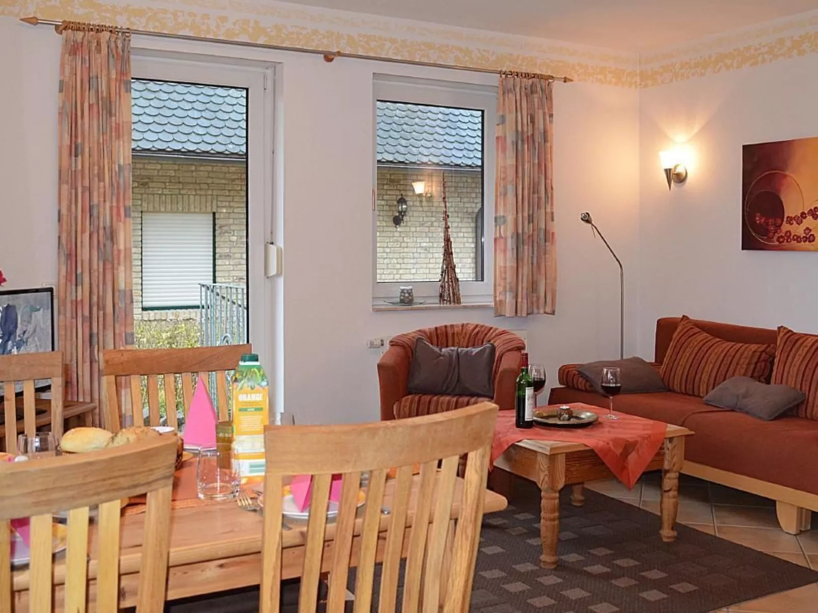 Erdgeschoss-Wohnung-Binnen