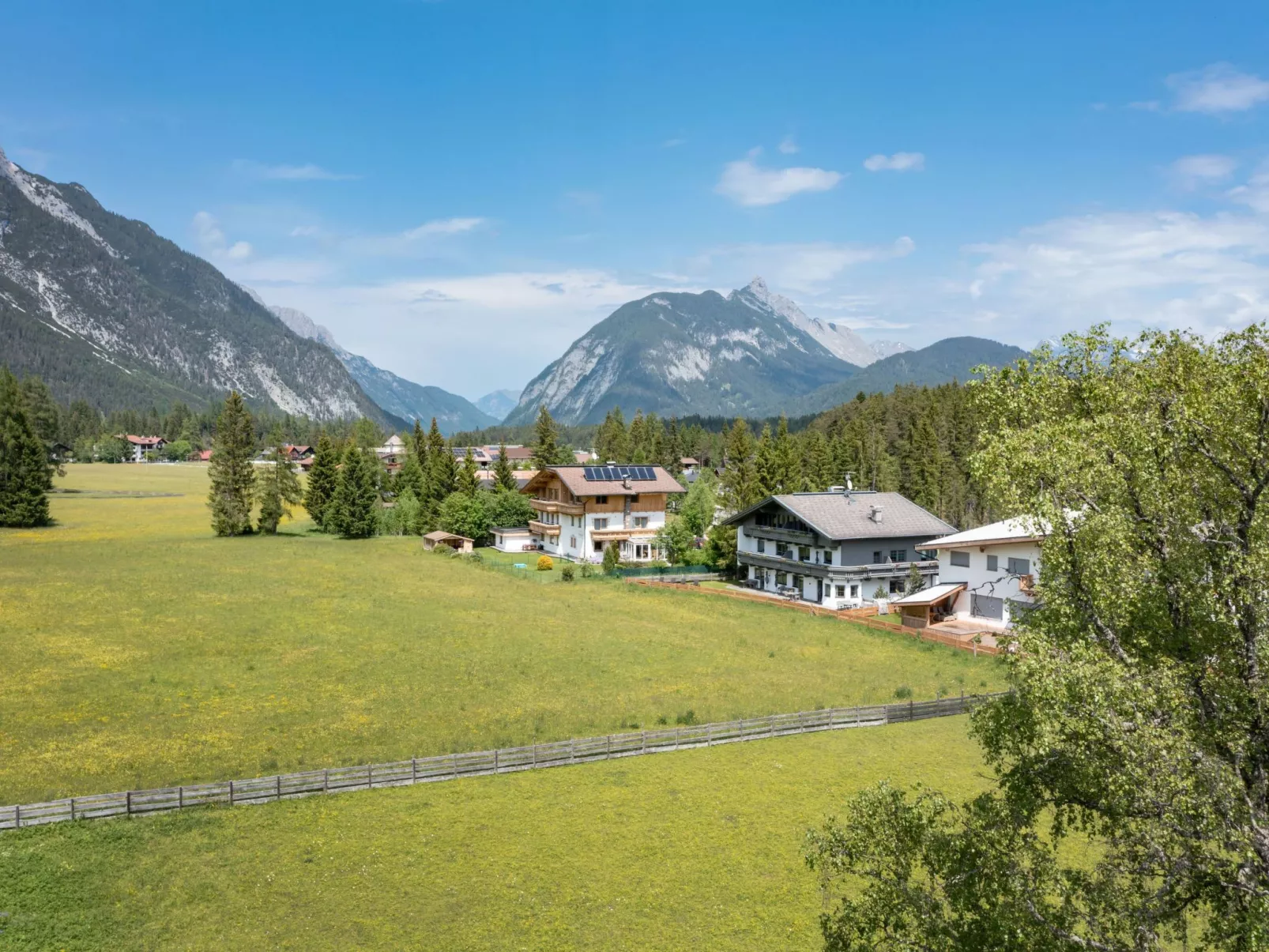 Appartement "Hochgefühl"-Buiten
