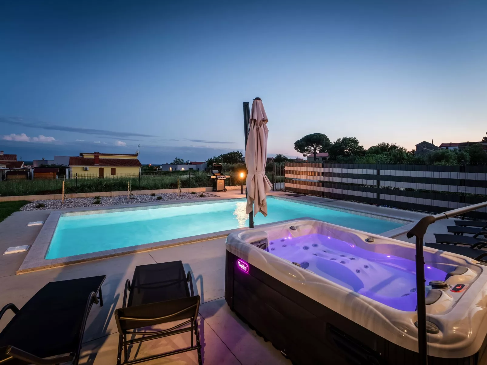 Villa Jasminka-Buiten