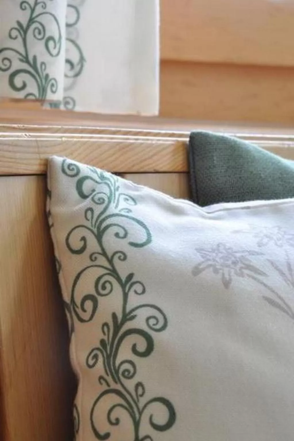 Chesa Sunasain V8-Binnen