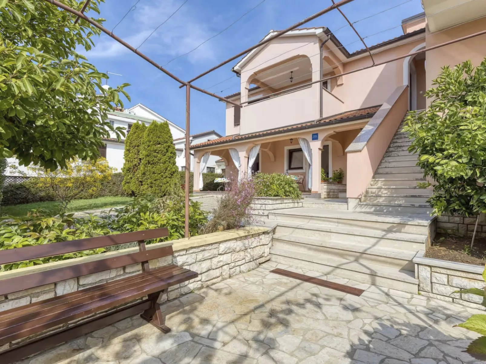 Wohnung 'Silva5' mit Wasserblick-Buiten