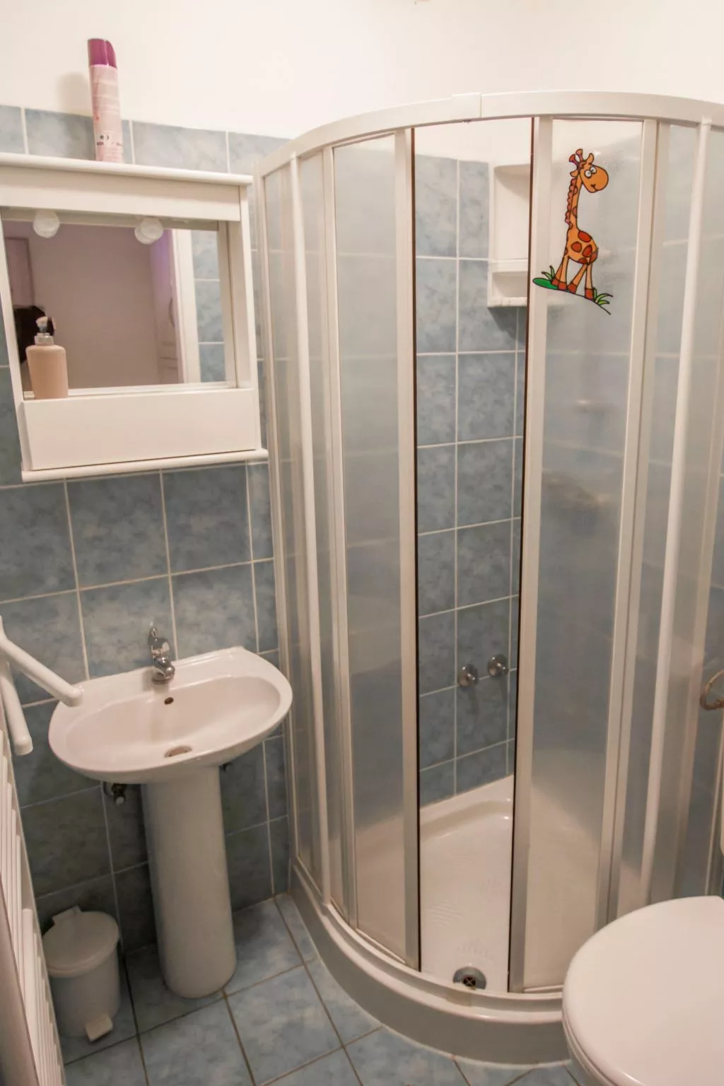 Studio-Apartment in Stinjan, 600 m vom Strand entfernt-Binnen