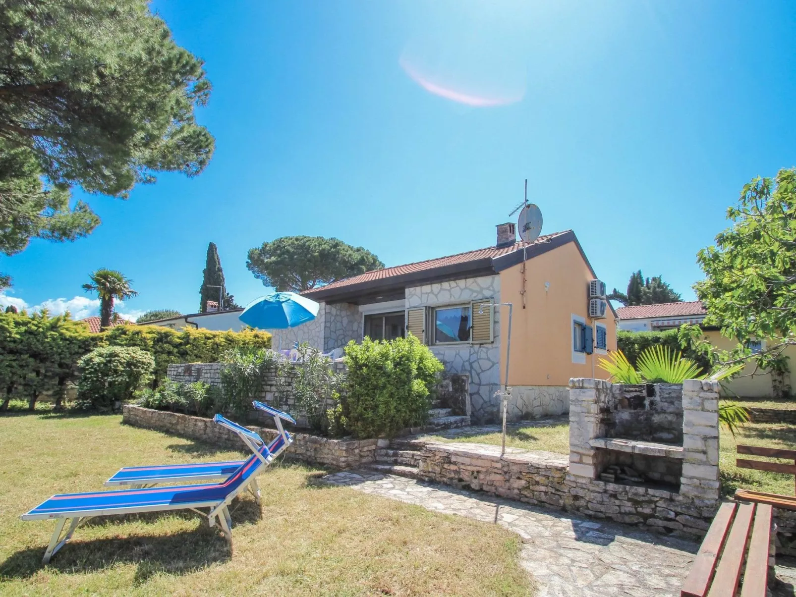 Für 6 Personen ca. 70 m&sup2; in Dajla, Istrien (Umag und Umgebung)-Buiten