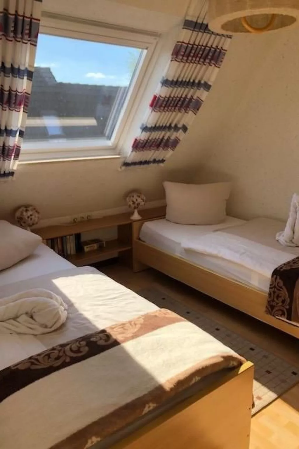 Mit Südwestterrasse mit Stellplatz-Binnen