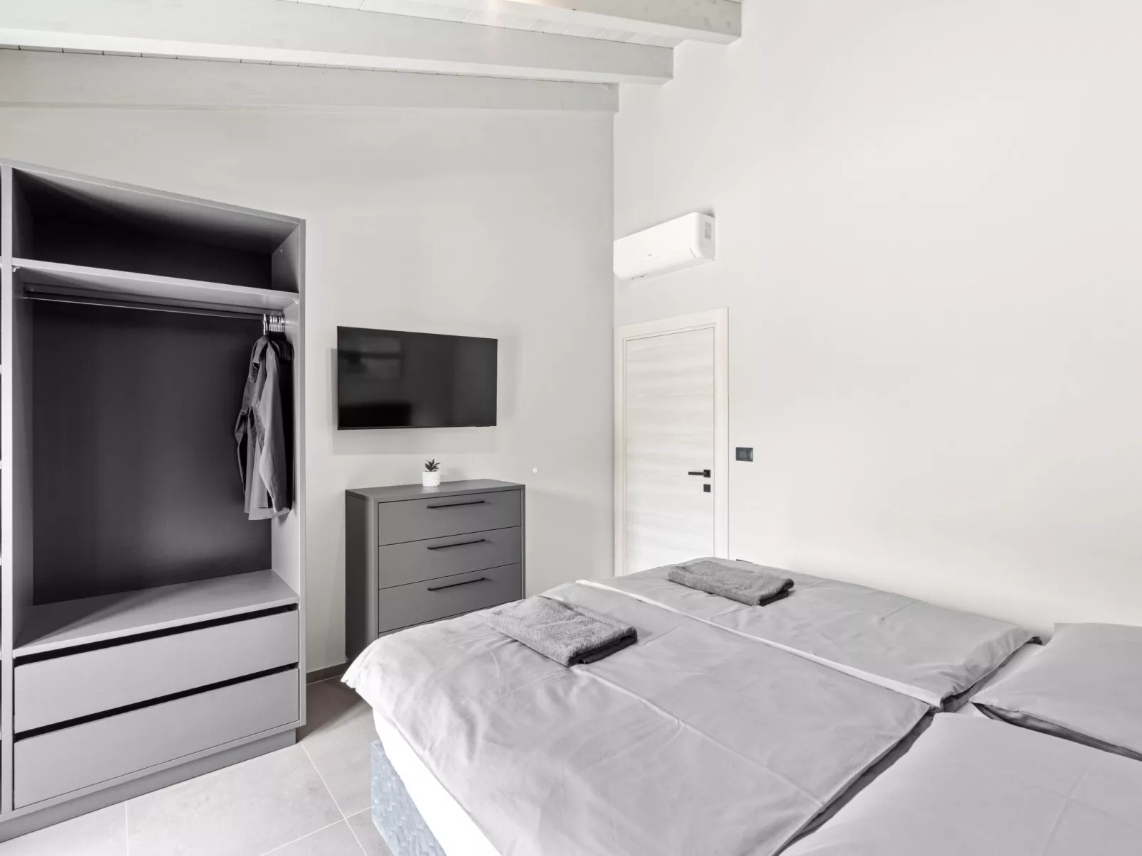 Villa Viktor-Image-tags.info