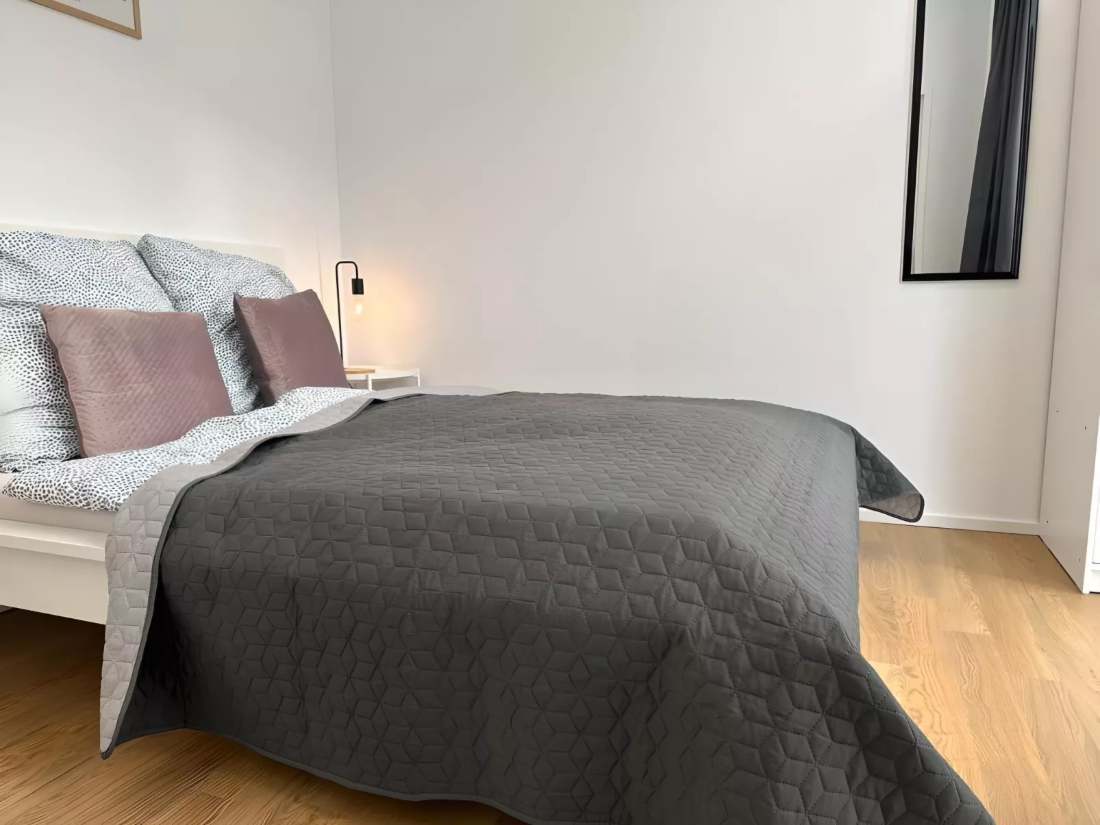 Apartment ARTIC II-Image-tags.info