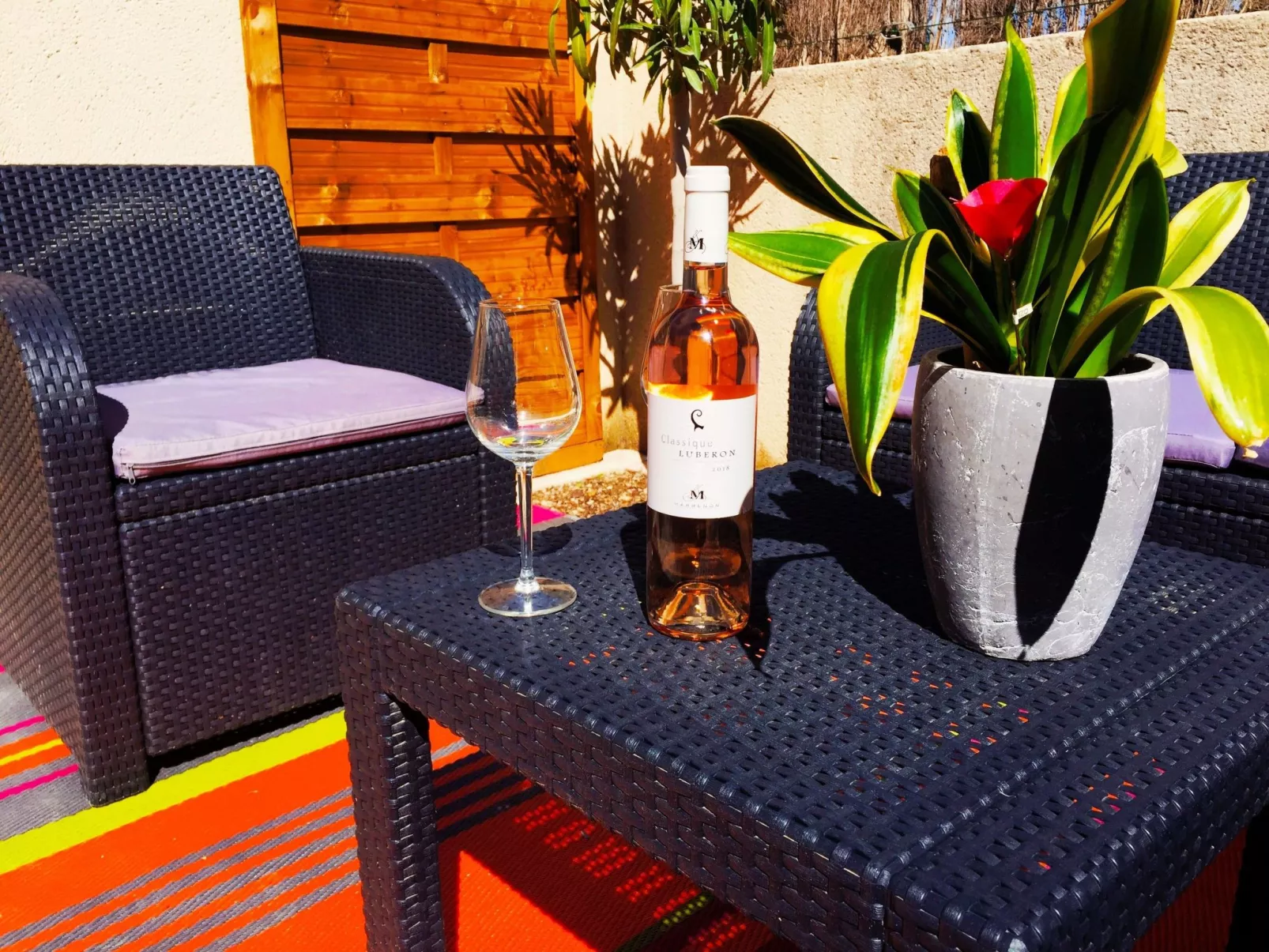 Mazet von Lola-Buiten